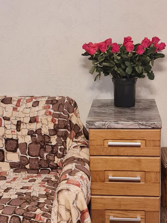 Студіо На Кoновальця Apartment ลวีฟ ภายนอก รูปภาพ